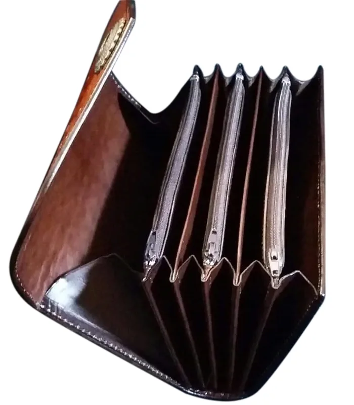 Khukriwala Purse KH 22