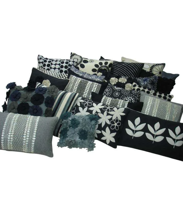 Khukriwala Pillow KH 09