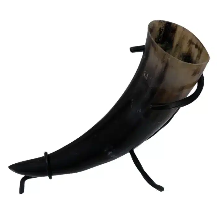 MRD02f Drinking Horn with Metal Stand jpg