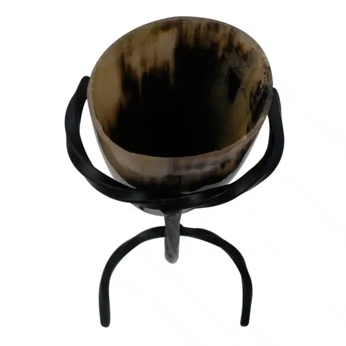 MRD02g Drinking Horn with Metal Stand jpg