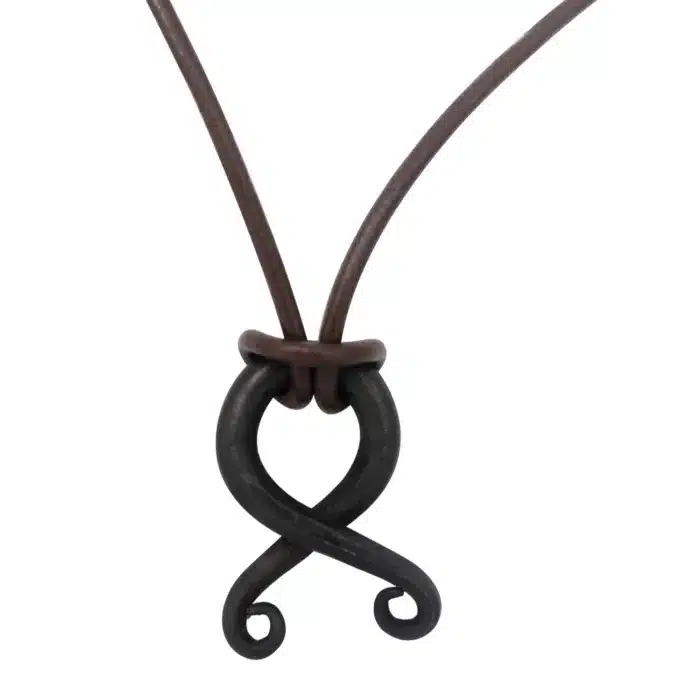 MRLT02c Medieval Locket with pure Leather Rope jpg
