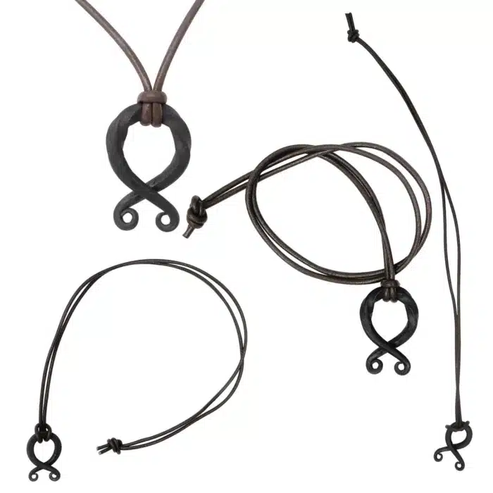 MRLT03c Medieval Locket with pure Leather Rope jpg