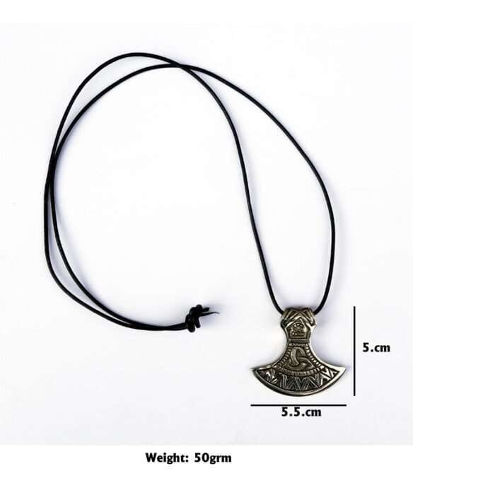MRLT08c Medieval Locket with pure Leather Rope