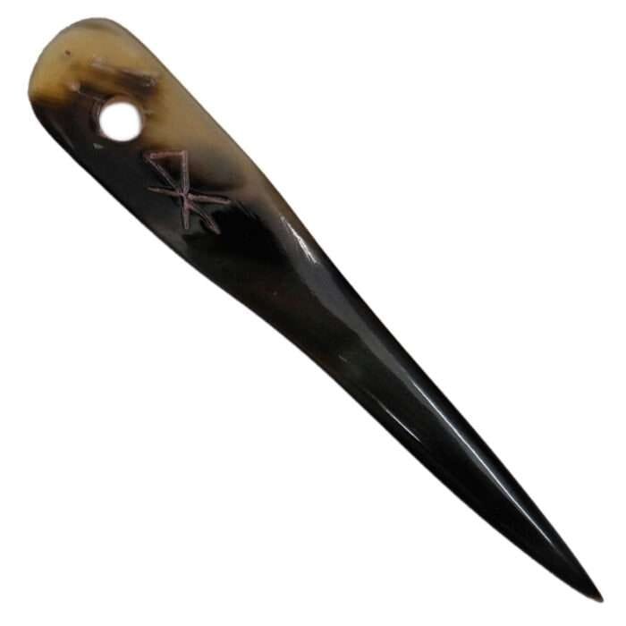 MRYN05c Natural Hand made buffalo Horn Yarn Needle