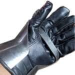 J108c Medieval Gauntlets Set